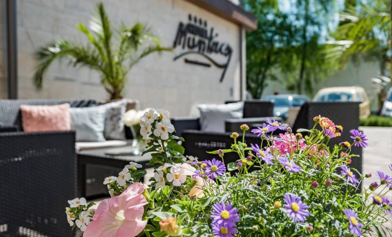 Munkacsy Hotel Bekescsaba Ngoại thất bức ảnh