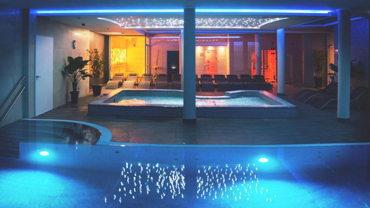 Munkacsy Hotel Bekescsaba Ngoại thất bức ảnh