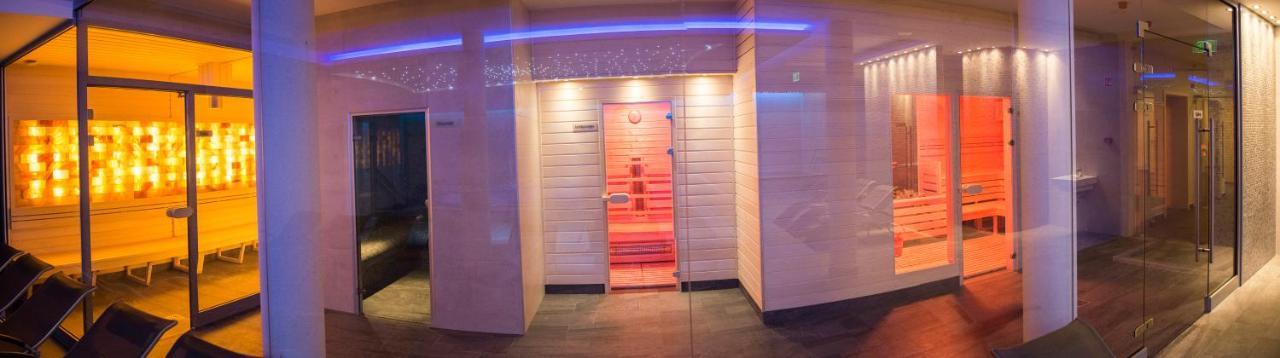 Munkacsy Hotel Bekescsaba Ngoại thất bức ảnh